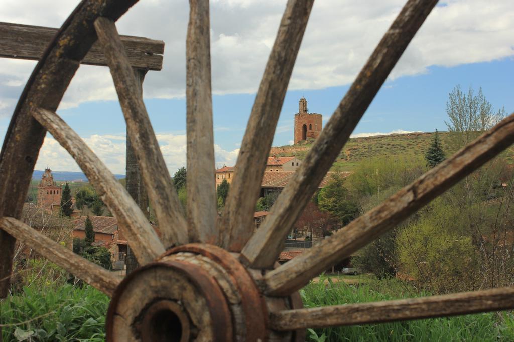 La Caseja De Ayllon Luaran gambar
